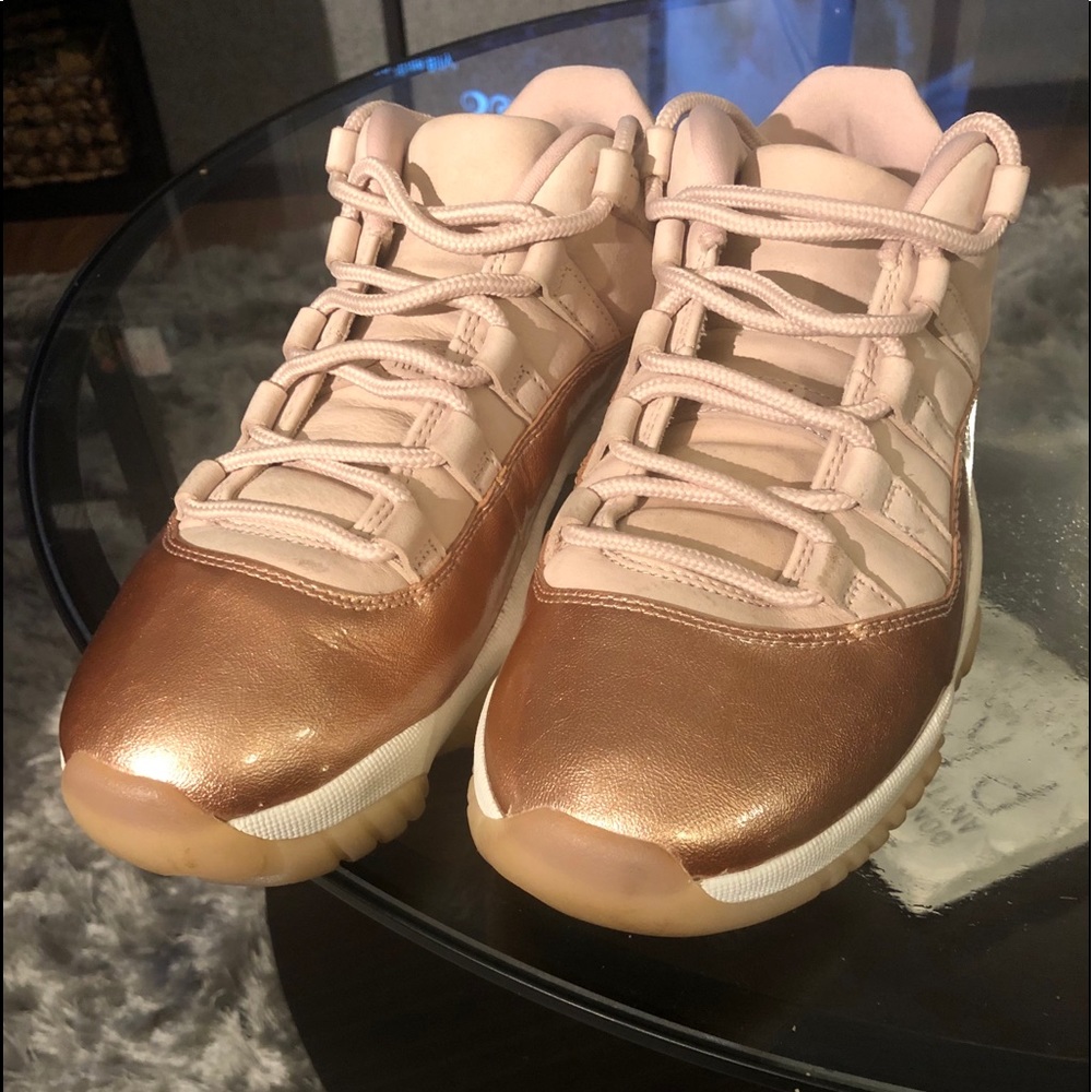 Retro Jordan 11 Rose Gold Sneakers